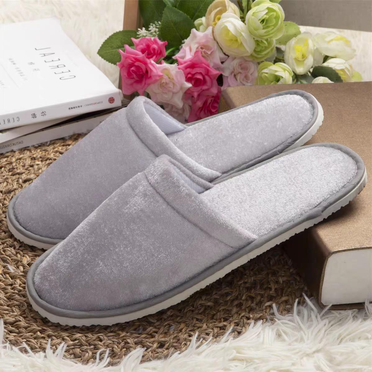 

Одноразовые тапочки для путешествий в гостинице, гигиенические тапочки для вечеринок, для дома, для гостей, для мужчин и женщин, унисекс, с закрытым носком, для салонов, для проживания в семье One Size серый