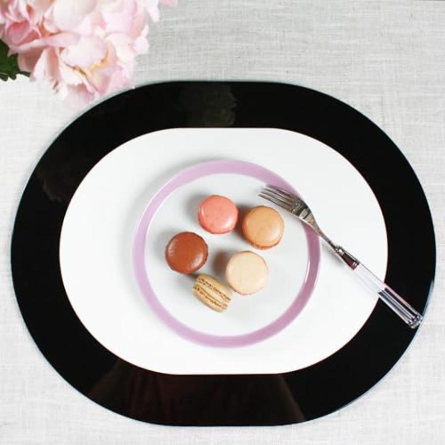 

Lacquered Wood Placemats Set of 2 - Handcrafted Artisanal Two-Tone Oval Design Table Mats - Luxury Gift Classic Modern Mat 16.5