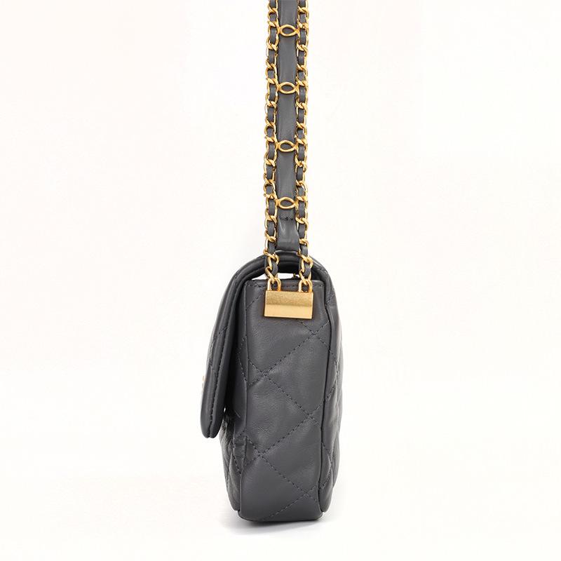 Chic Calfskin Mini Bag - Diamond Pattern Chain Crossbody