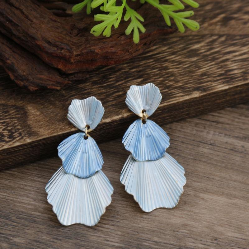 New Enamel Geometric Flower Stud Earrings Women's Fashion Simple Irregular Flower Summer Versatile Earrings