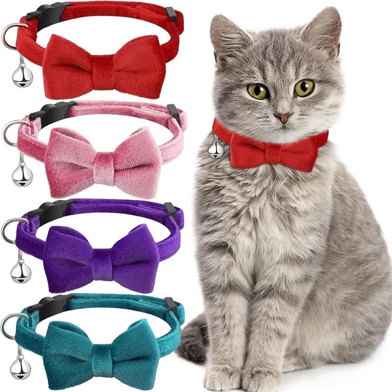 Beliebter neuer niedlicher Samt-Haustierhalsband-Schleifen-Glocken-Stil verstellbar mehrfarbig Katzen- und Hundezubehör