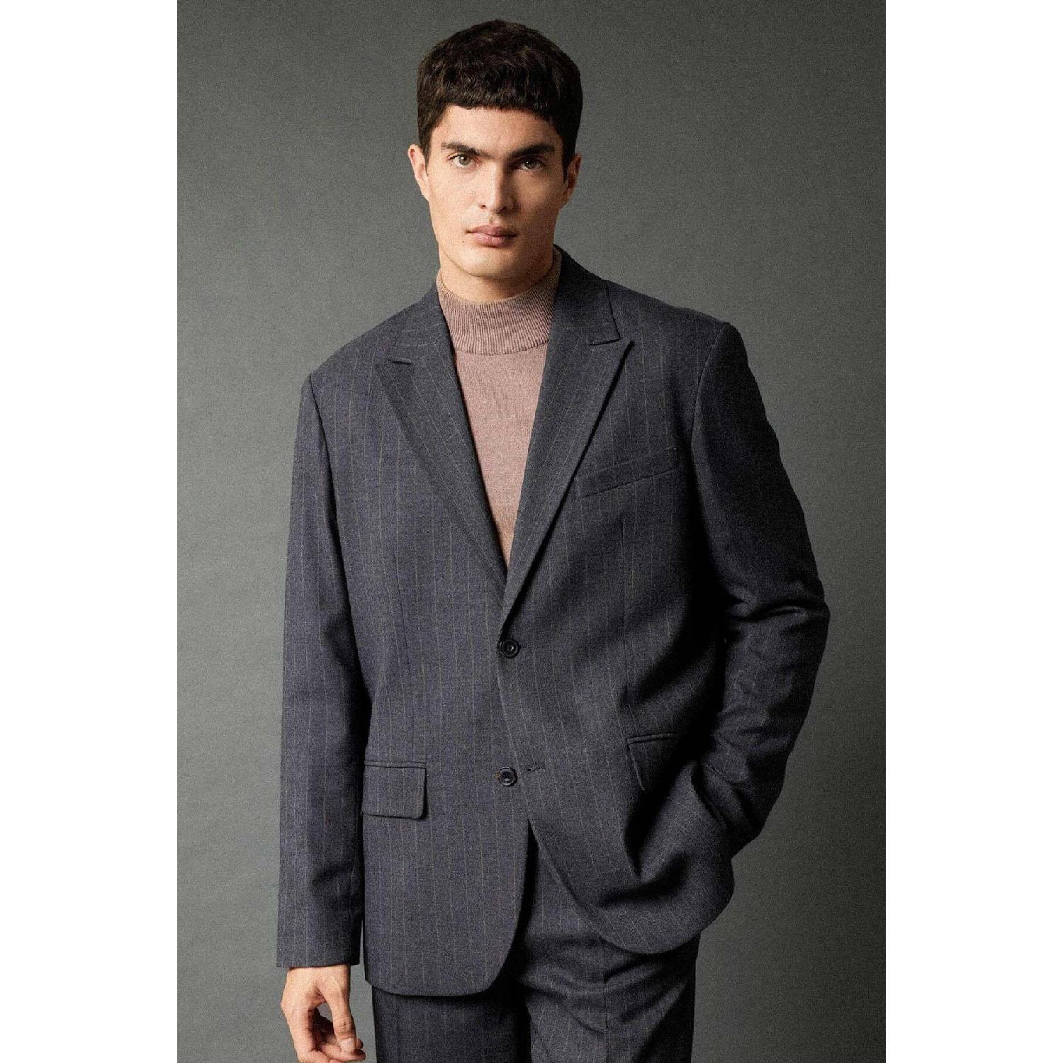 

Блейзер в полоску на пуговицах B0151ax23wn 54