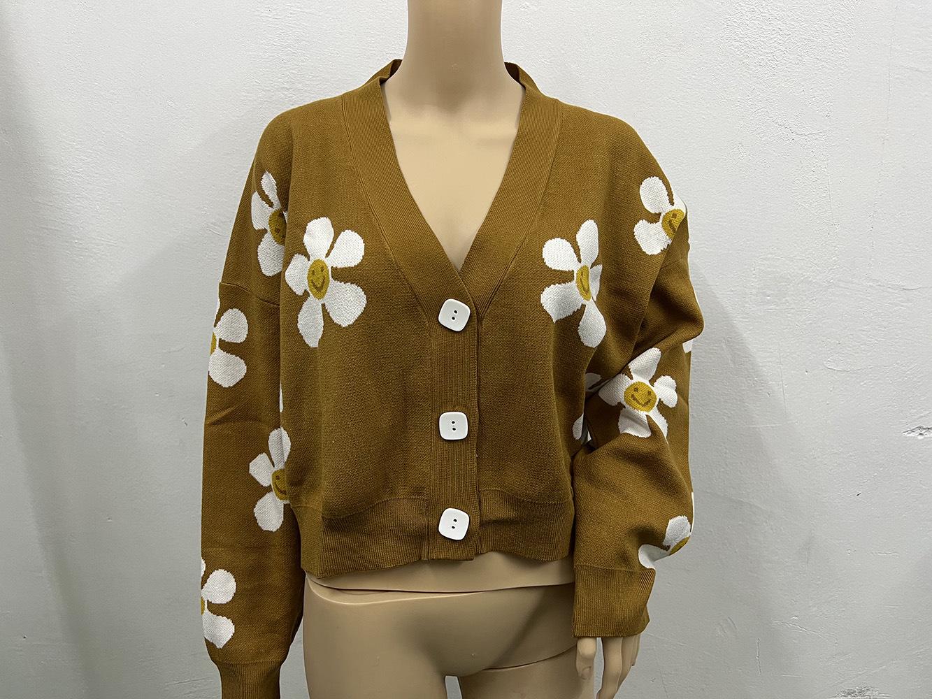 

2022 Autumn/Winter Floral Knit V-Neck Cardigan Sweater for Women One Size