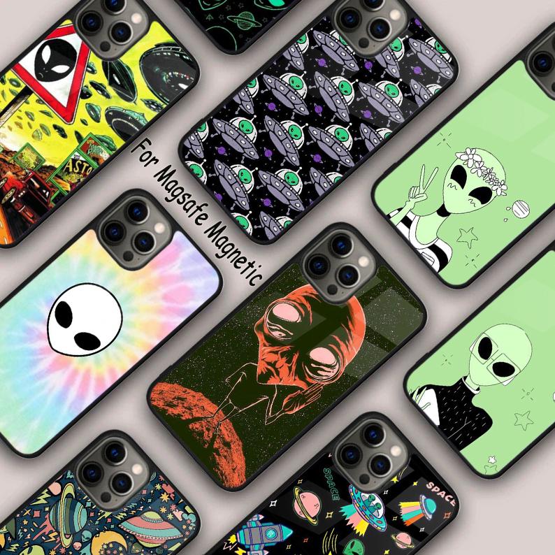 Cartoon Alien Magnetic Phone Case For APPLE iPhone 17 Air 16 14 13 12 Pro Max 15 Plus Wireless Charge With MagSafe Cover