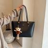 Vintage Large-Capacity Women's Tote Bag 2026 – High-Quality, Fashionable Single Shoulder Bag