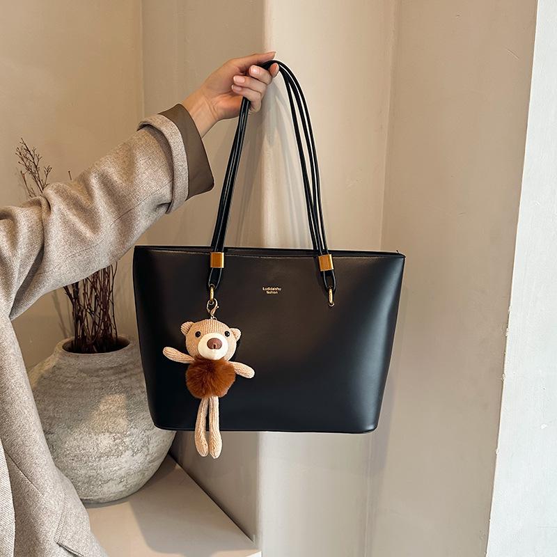 Vintage Large-Capacity Women's Tote Bag 2026 – High-Quality, Fashionable Single Shoulder Bag