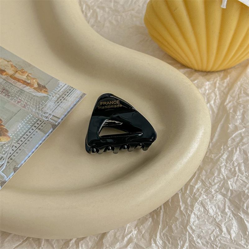 2024 Autumn Women's Exquisite Acetate Triangle Hair Clip