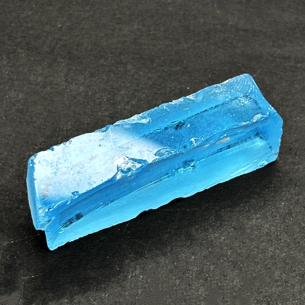 Lab-Created Aquamarine Loose Gemstone 105.23 ct Uncut Raw Rough for Lapidary and Gem Collections