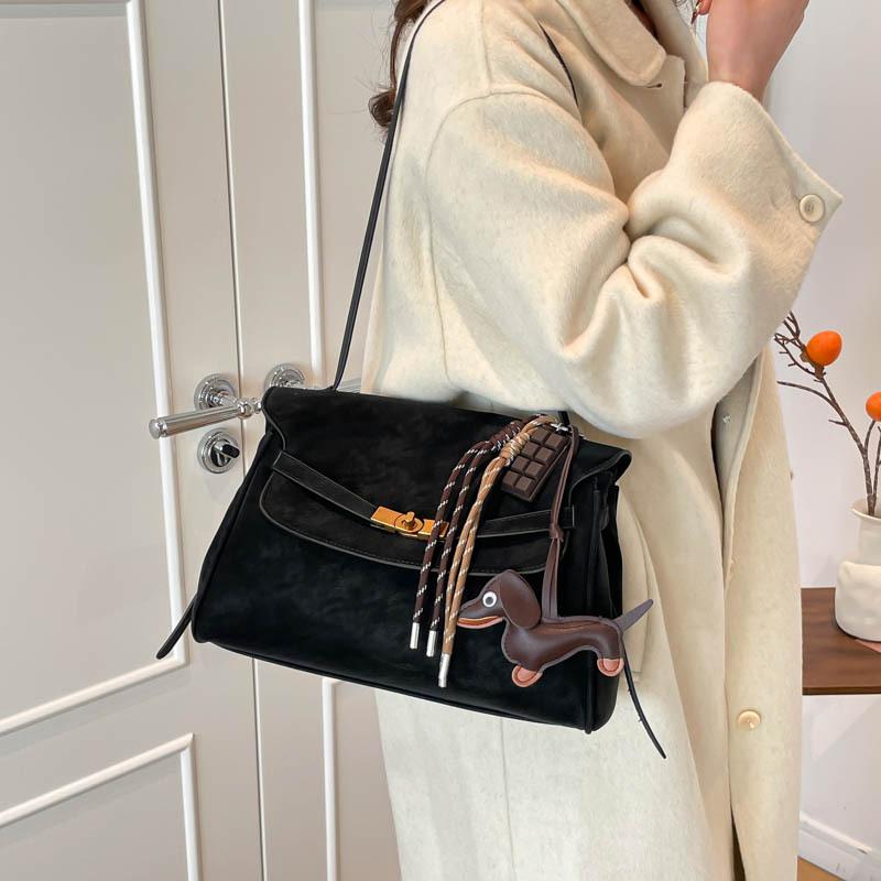 Fashionable Commuter Large Capacity Women's Shoulder Crossbody Bag Briefcase