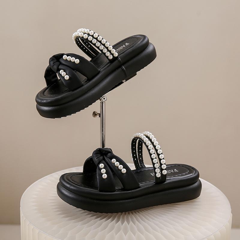 

Новые тапочки женские летние модные жемчужные на толстой подошве повседневные двойного ношения пляжные прохладные тапочки 40