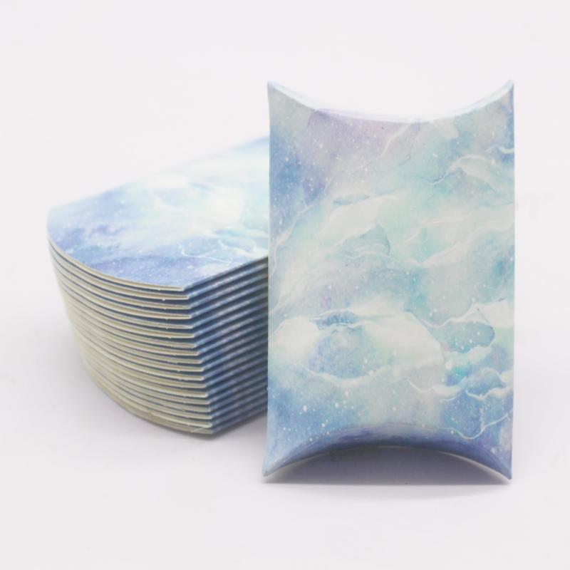 

10 шт. 8x5,5x2 см большая самодельная коробка-подушка с окошками, белая/кожаная Рождественская подарочная упаковочная коробка, рождественский г 12box серебряный