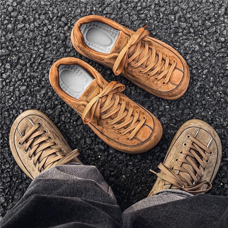 Classic Series Of Comfortable Men'S Round-Toed Casual Versatile Walking Shoes With Retro Flat Toe Cap For Autumn And Winter
