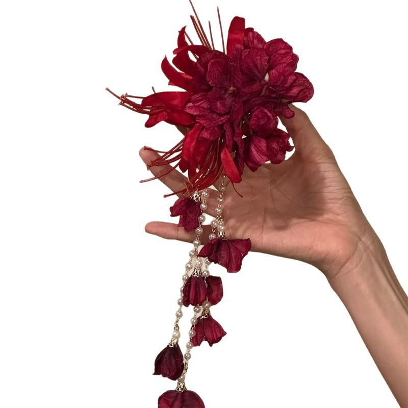 Elegante Fermaglio per Capelli con Nappa a Fiore di Perla - Accessorio Versatile Duckbill Retrò