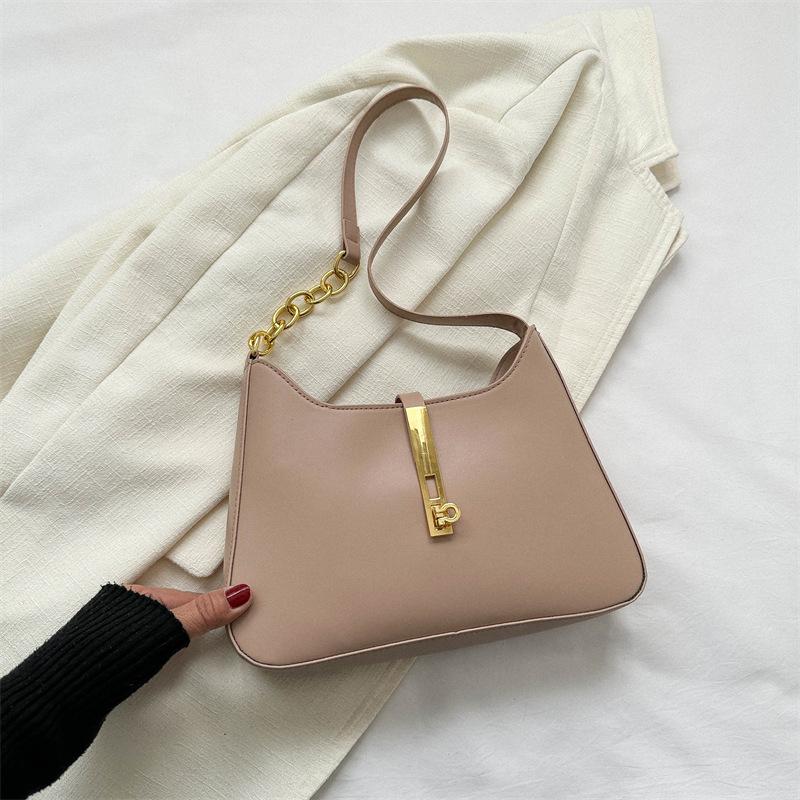 

Niche bag women s 2025 new trend casual messenger bag fashionable simple shoulder bag personalized popular small square bag хаки