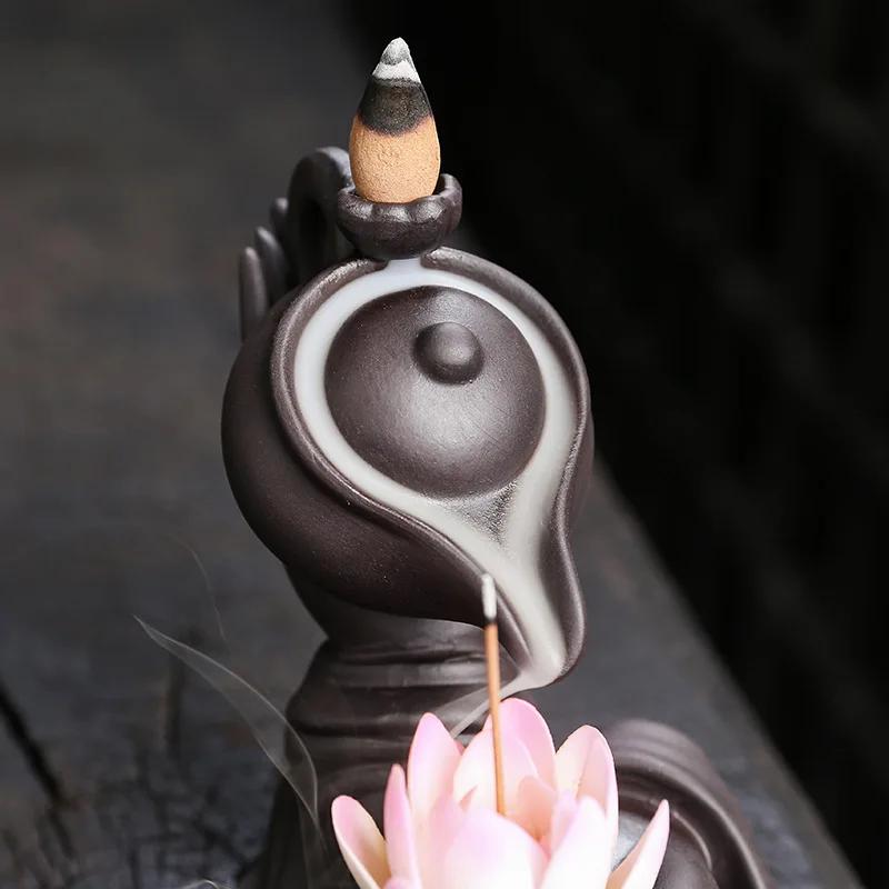 Zen Meditation Relaxation Ręcznie wykonany fioletowy gliniany palnik kadzideł Backflow Palnik kadzideł Lotus Buddha Hand Design - Bez kadzideł
