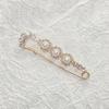 Elegant Diamond-Pearl Studded Brooch for Fashionable Women - Versatile, High-End Accessory with Crystal Accents