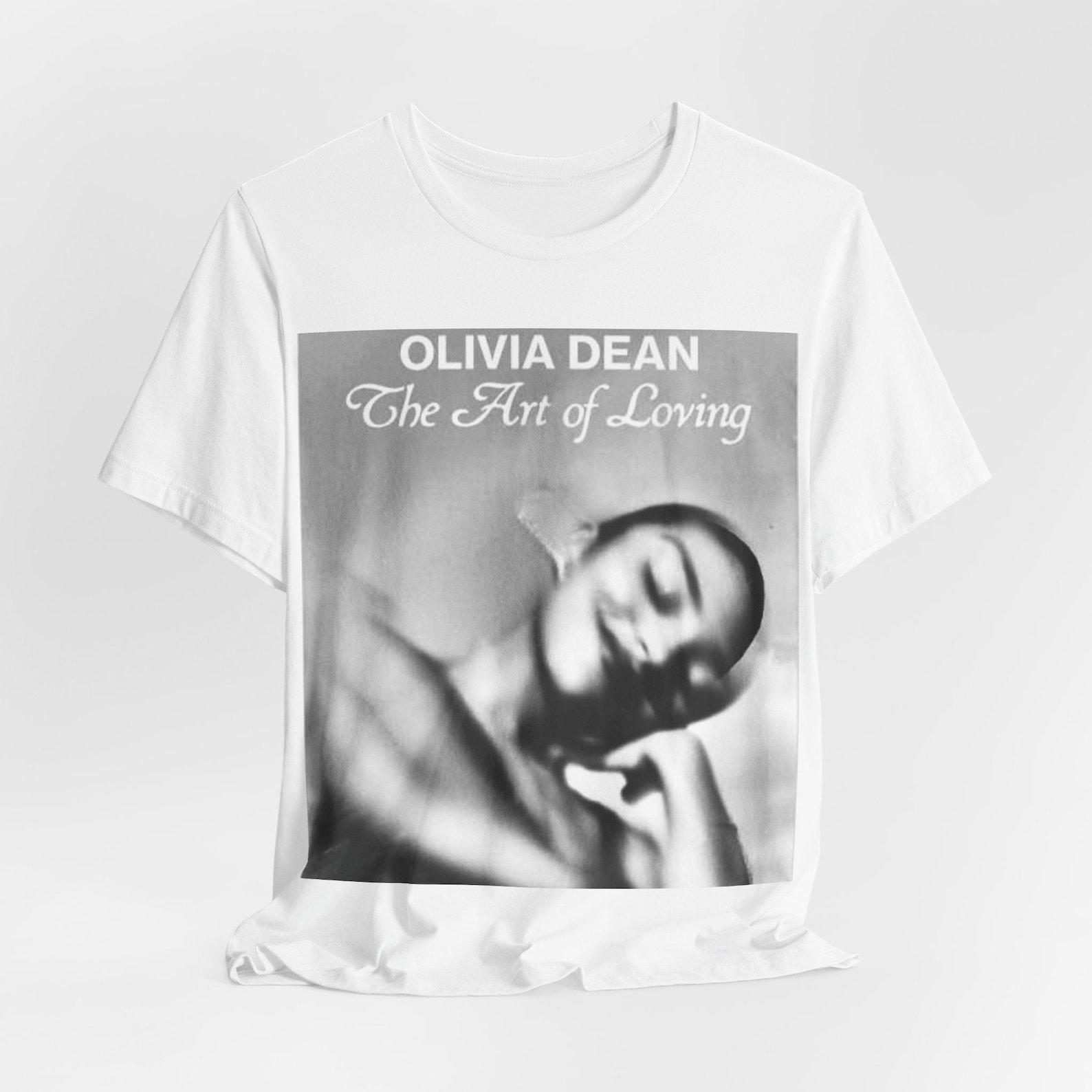 Футболка Olivia Dean The Art of Loving 3XL