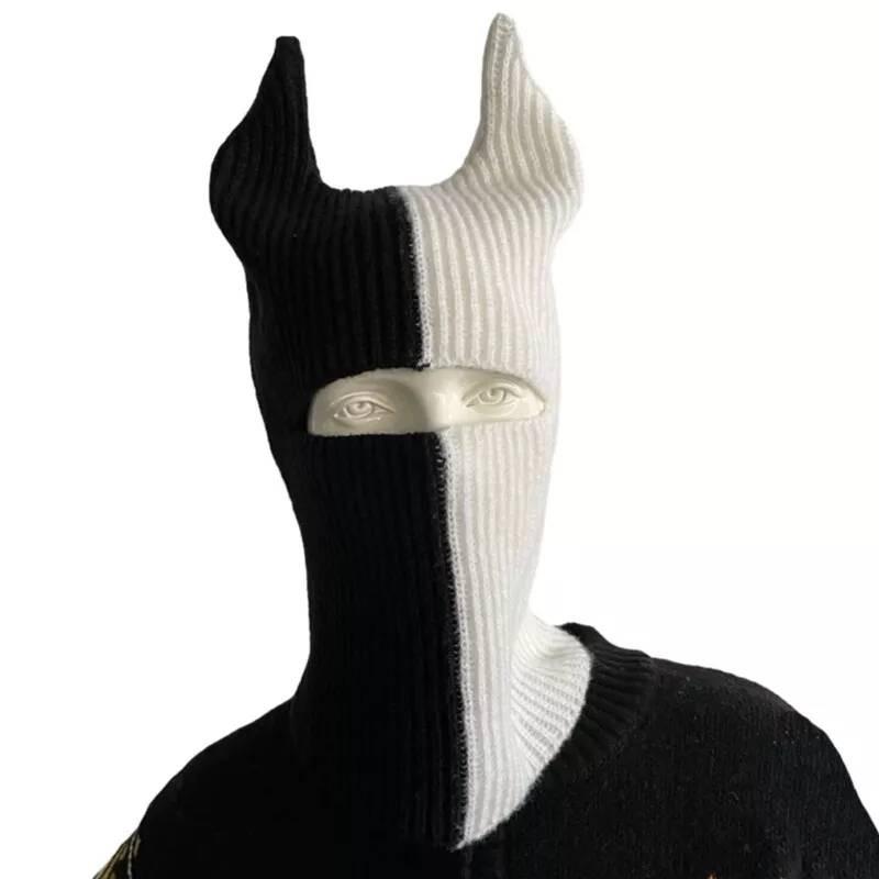 Cozy And Stylish Knitted Beanie Hat With Horns For Halloween Fun And Winter Warmth