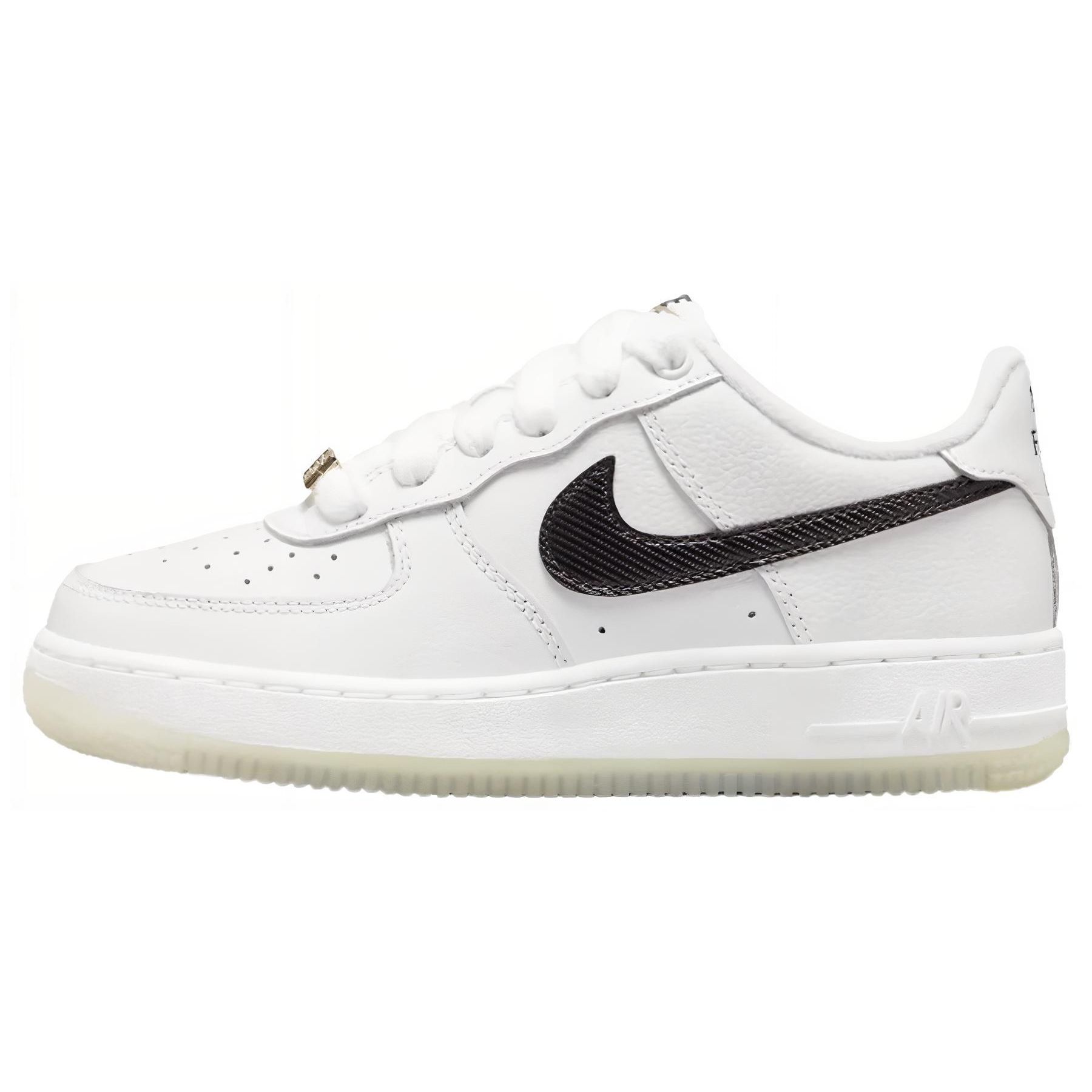 

Дитячі кросівки Nike Air Force 1 07 GS Bronx Origins білий чорний металік-золото DX2309-100 39