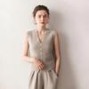 Chic Light Luxury V-Neck Cashmere Knit Women's Slim-Fit Vest for Autumn/Winter