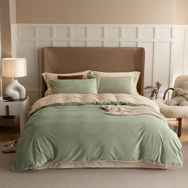 Light Luxury High-End Thickened Milk Fleece Four-Piece Set, Warm Coral Fleece Quilt Cover, Anti-Static Bed Sheet Three-Piece Set