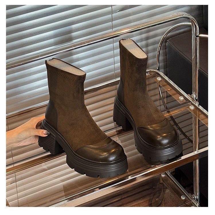 2025 Retro Martin Boots: British Style Petite Platform Chunky Heel, Patchwork, Versatile Height-Enhancing Short Boots for Men