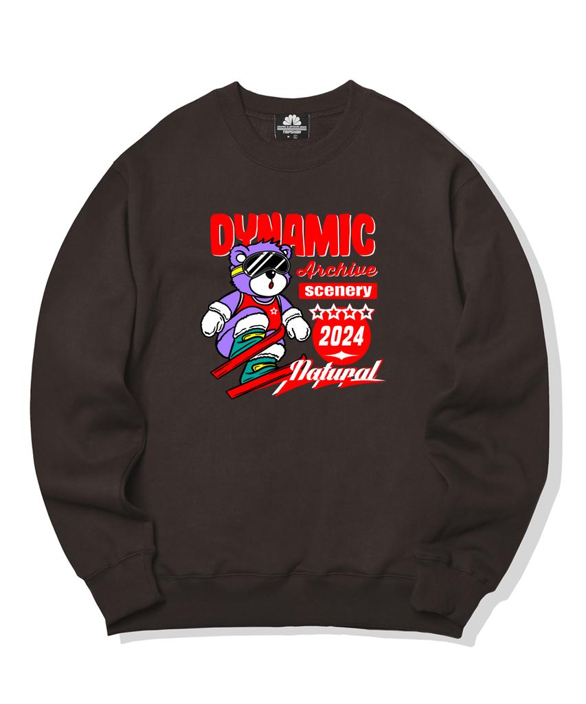 TRIPSHION Ski Player Bear Graphic Crewneck - Brown