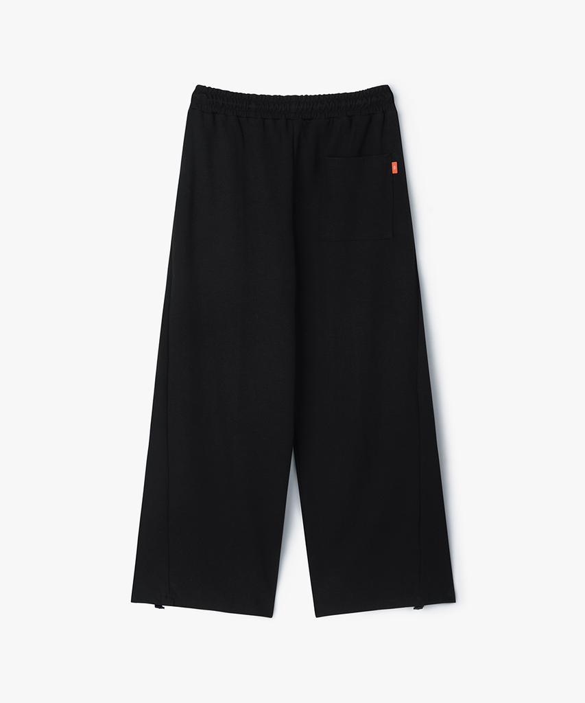 Peopeupeopeudebteu Side Pleats Wide String Sweat Pants Black