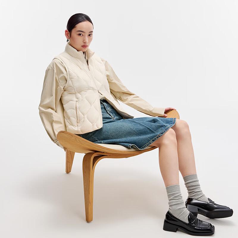 Qianrengang Women's Lightweight Down Vest (Y309903N)