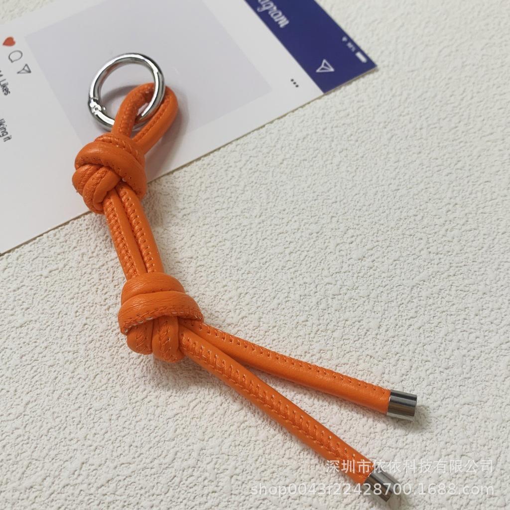 New DIY Leather Keychain Pendant Niche Simple Candy Color Leather Rope Woven Bag Pendant Is Versatile and Casual