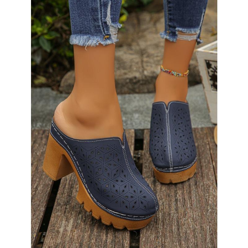 Damen Übergröße Wildleder High Heel Pantoletten Sommer Europäisch Amerikanischer Stil Geschnitzt Hohl Geschlossene Zehen Dick Blockabsatz