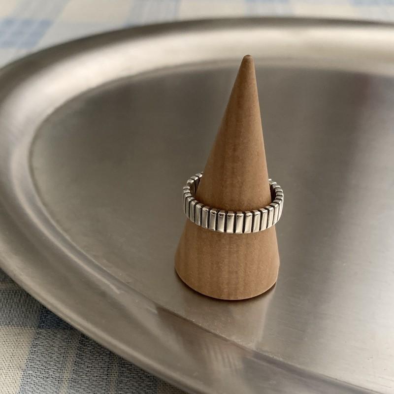 Exclusive Copper Minimalist Ring Designed For Women With Geometric Elegance Essential Accessory Fashion