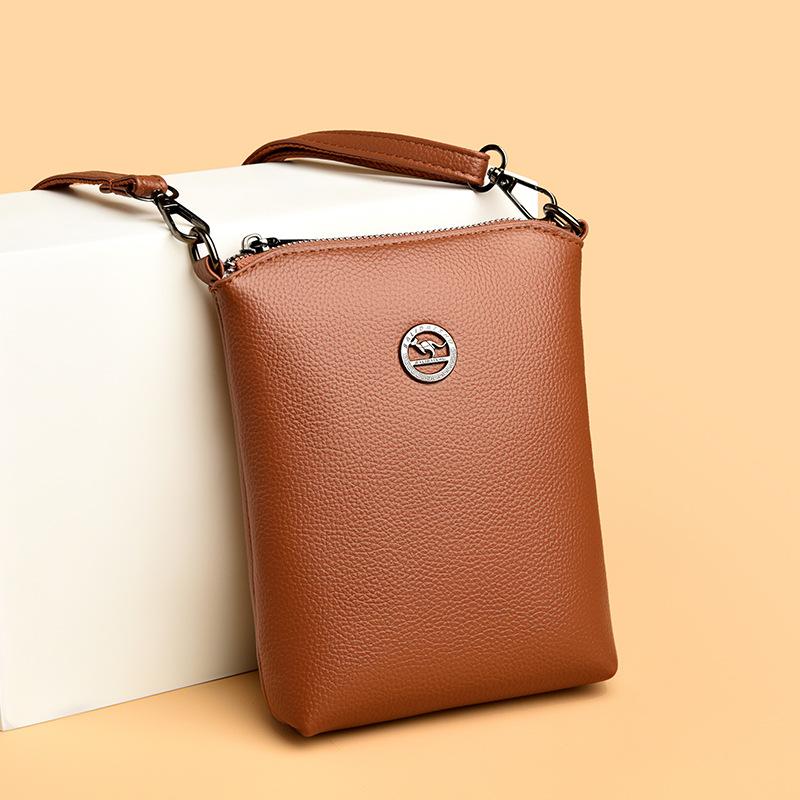 Weiche Leder geprägte Einzelschultertasche, Umhängetasche für Frauen mittleren Alters