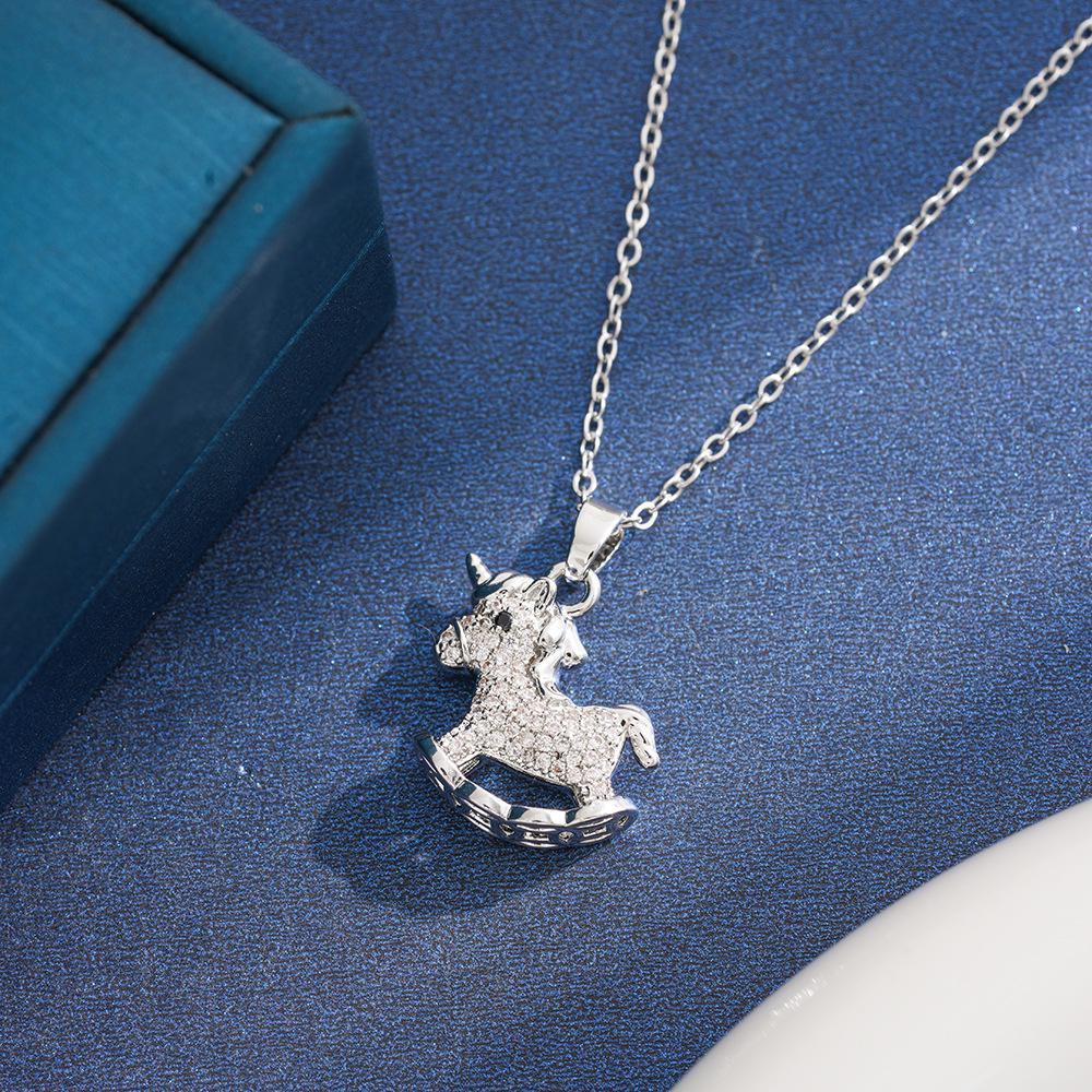 Titanium Steel Zirconia Necklace – High-End Fashion Accessory for Women