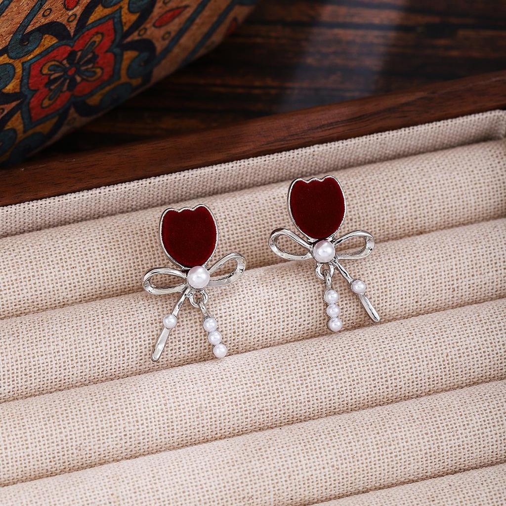 2024 Burgunderrote Ohrringe mit Schleife: Silbernadel, eleganter chinesischer Stil für Neujahr und Frühlingsfest