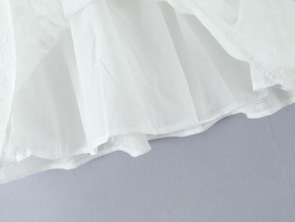 French Chic White Lace Camisole Dress: Summer Waist-Cinching Sexy Short Skirt for Women