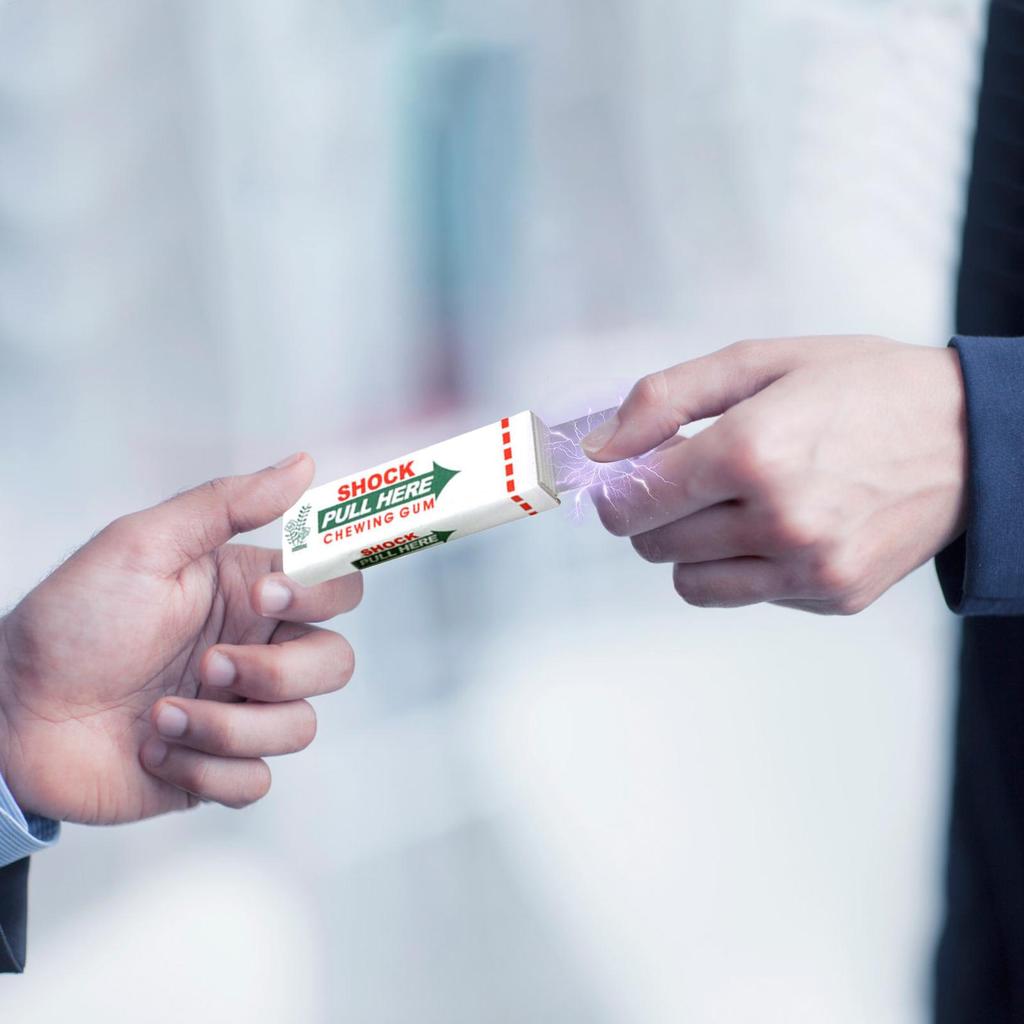 Electric Shock Chewing Gum and Magic Prank Toy for Street Jokes Easy Comedy Holiday Party Supplies Suitable for halloween Day