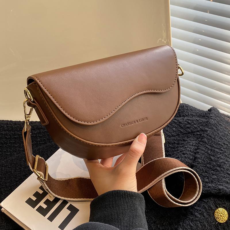 Women Vintage PU Leather Solid Color Flap Small Saddle Shoulder Underarm Bag Fashion Wide Strap Flap Design Crossbody Bag