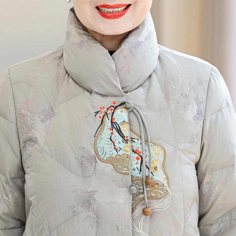 2025 New Chinese Style Winter Down Jacket for Women: Fashionable and Thick Coat for Middle-Aged and Elderly Ladies