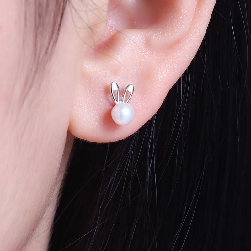 freshwater pearl earrings Rabbit ladies pearl one grain silver 925 cute stud Leave it on Smaller Compatible with metal allergies gold everyday use