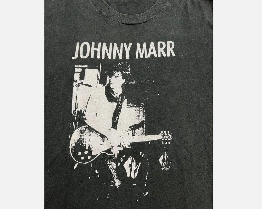 

Collection JOHNNY MARR 80_S Black T-SHIRT Gift Fan All Size S to 5XL Unisex T-Shirt XXXXL