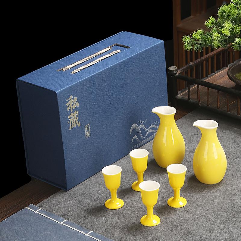 

Ceramic Wine Set Japanese Style Wine Pot Cup Sake Dispenser Household Sake Pot Wine Set Barware Holiday Business Gift 2025 New