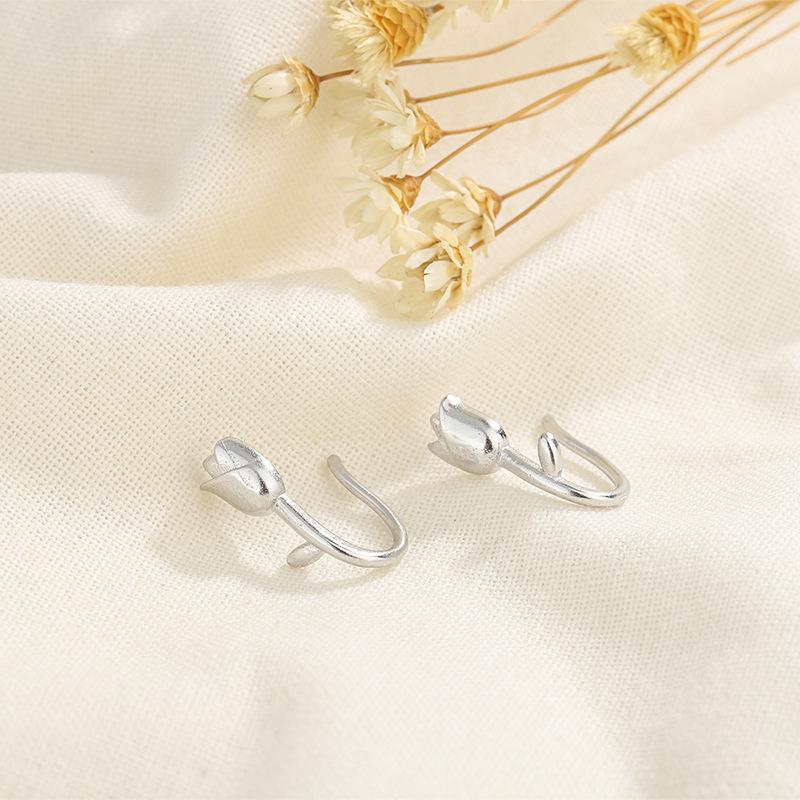 Fashion Tulip Flower Stud Earrings for Women Girls Simple Sweet Silver Color Earring Romantic Jewelry Party New Trend Gifts