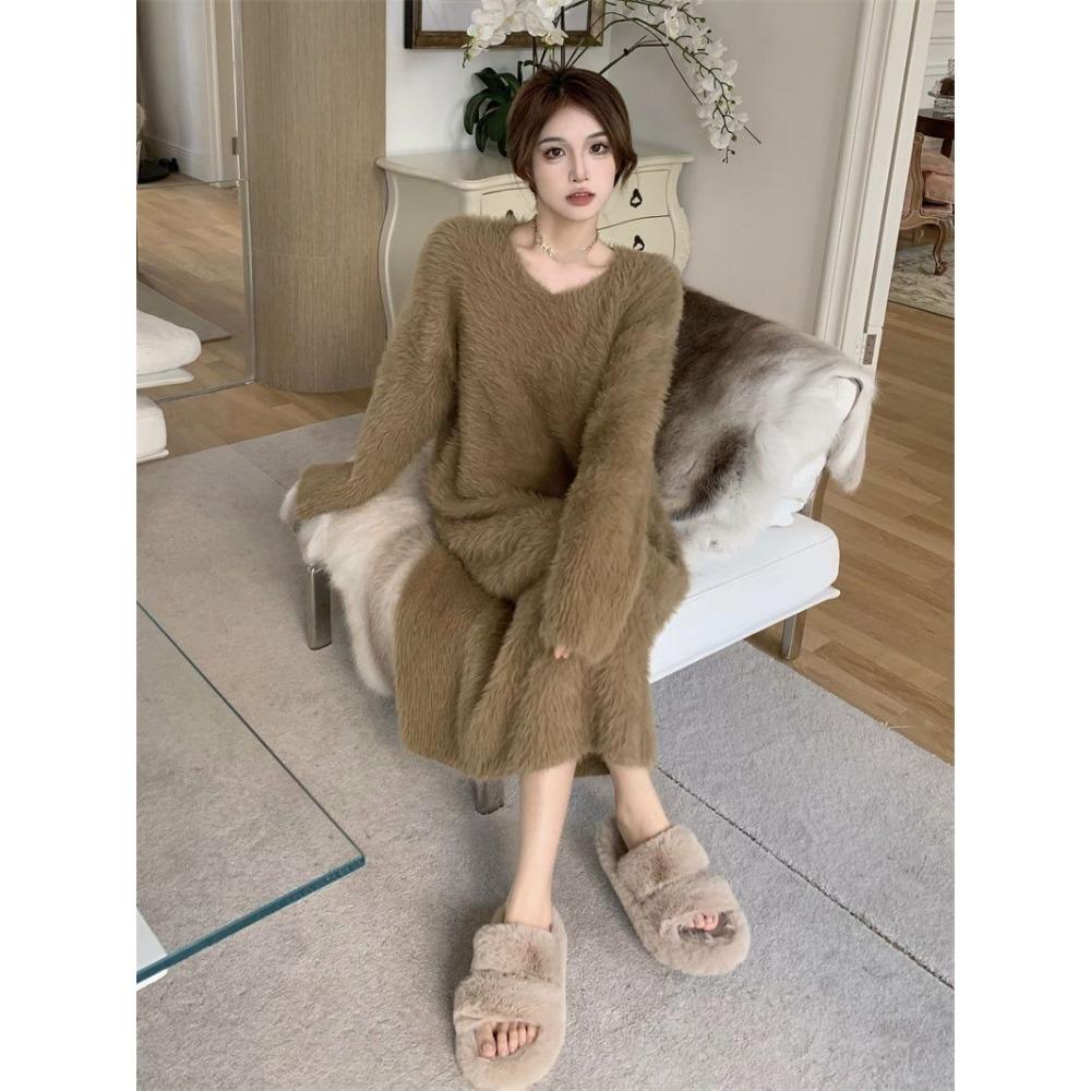Herbst und Winter Neu Imitation Nerz Samt Locker Über dem Knie Langer Haarrock Damen Übergröße Pyjama Kleid
