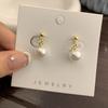 Chic Pearl Ear Clip: Elegant No-Pierce Earrings for Women, Unique High-End Design