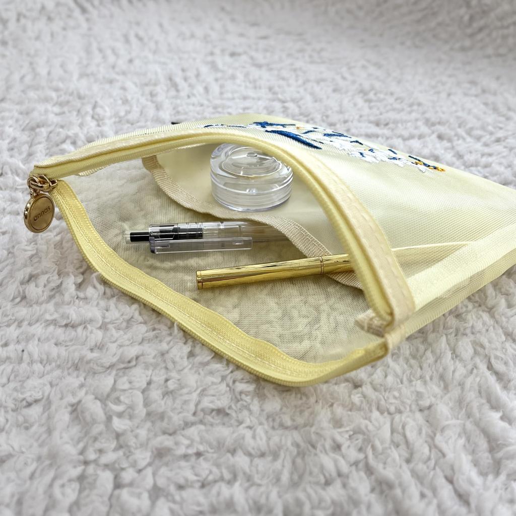 Gakken Staful Annas Embroidered Mesh Swallow F15089 Pouch, Design,