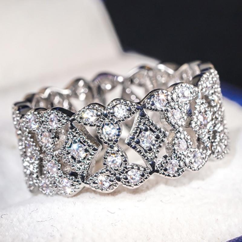 Huitan Delicate Hollow-out Pattern Cubic Zirconia Rings Charming Wide Modern Graceful Accessories Chic Wedding Party Jewelry