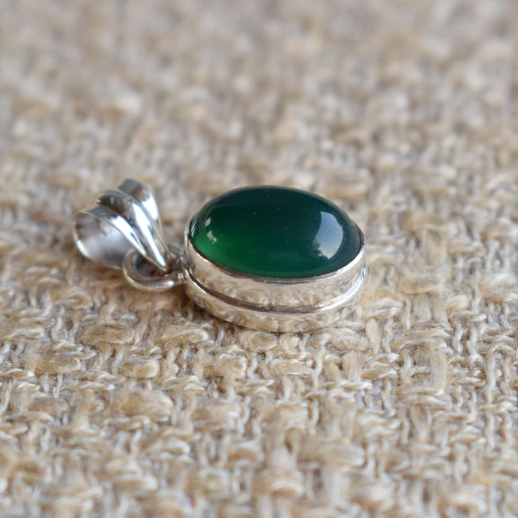 Handmade Oval Green Onyx Pendant: 925 Sterling Silver, December Birthstone