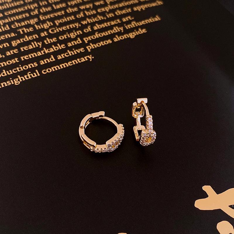 Real Gold Plated Zircon Star Ear Cuffs: Elegant Light Luxury Earrings for Women