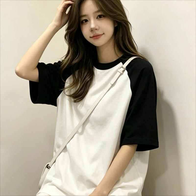 Ladies' Black White Contrasting T-shirt Women's Round Neck Short Sleeved Blouse Summer New Korean Loose Versatile Top